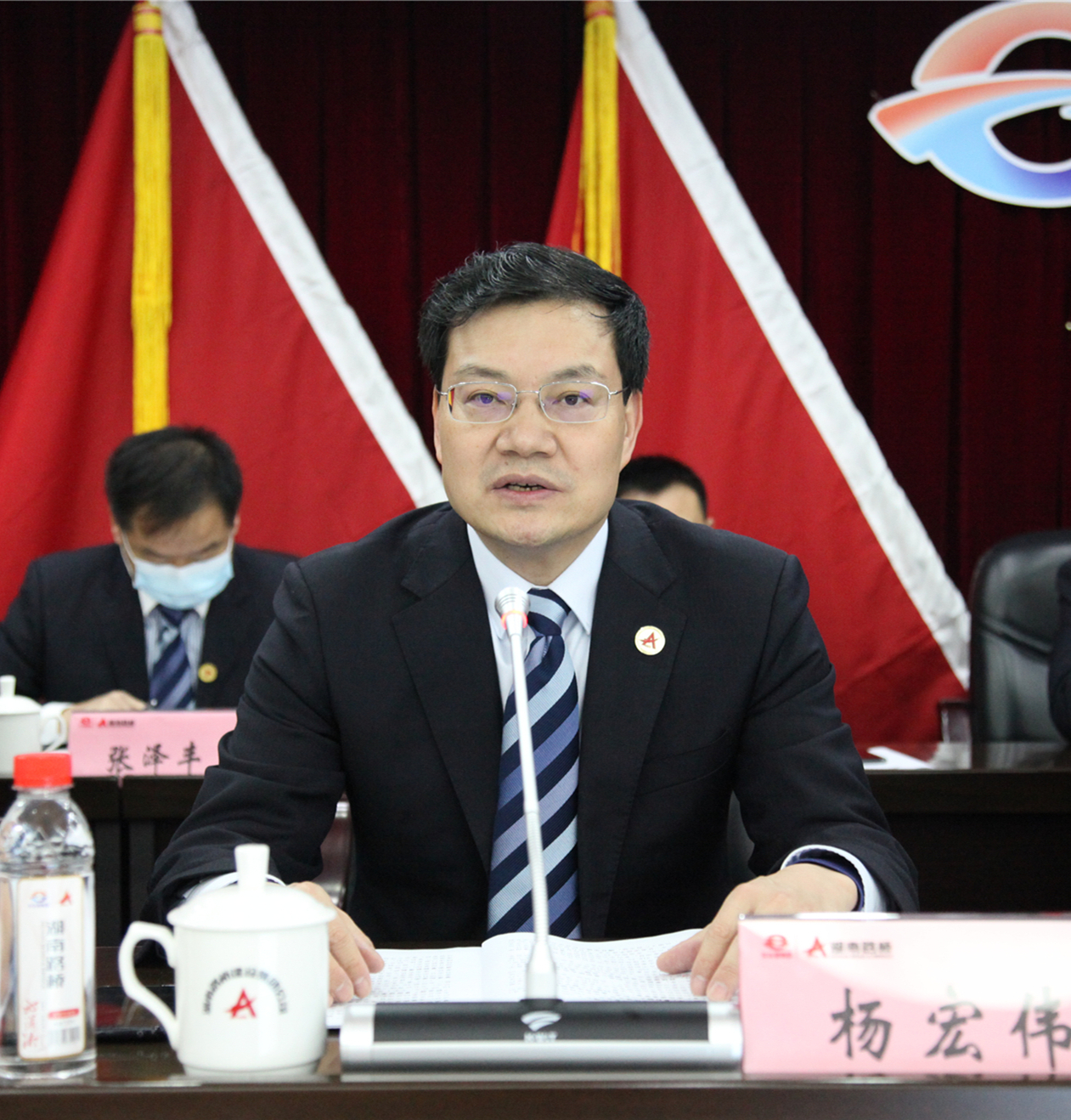 20210311106727.jpg 楊宏偉作報(bào)告IMG_9478_副本.jpg