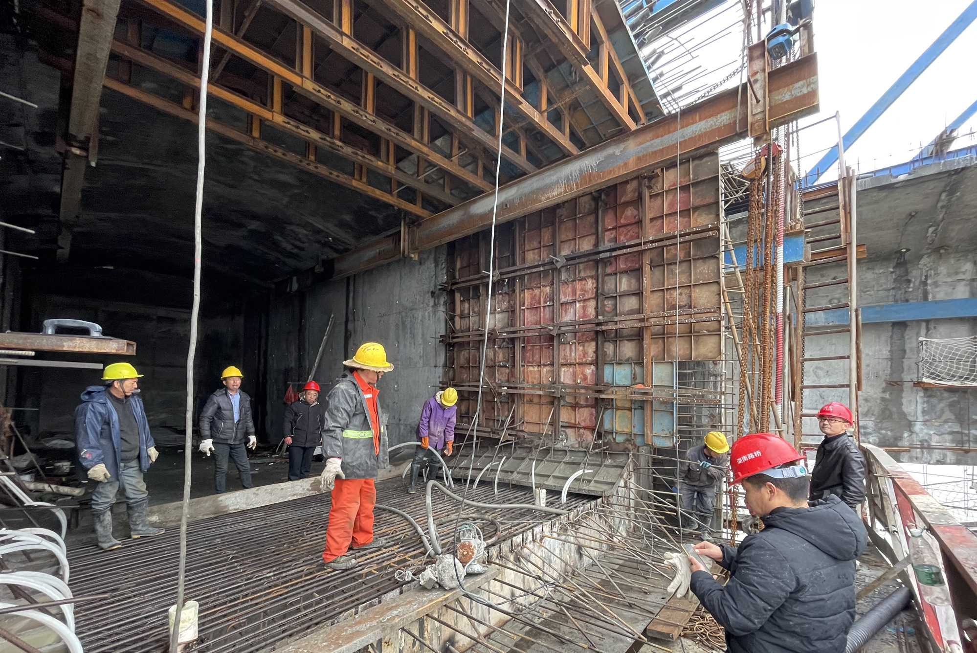 20210406435395.jpg 6伍益十三標106#墩右幅5#塊_副本.jpg