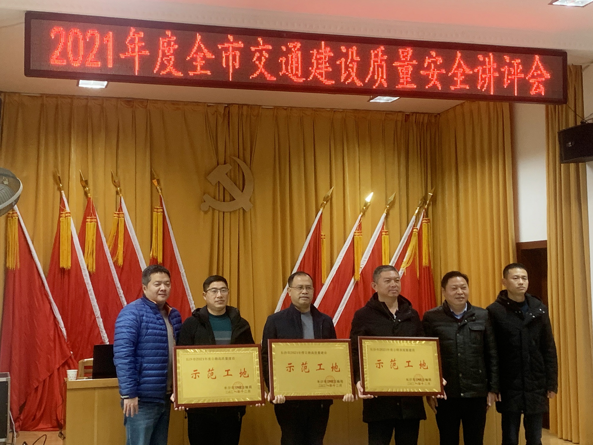 20220401475931.jpg 1642386125296876.jpg