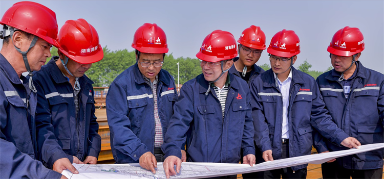 20230119223421.png 項(xiàng)目團(tuán)隊(duì).png